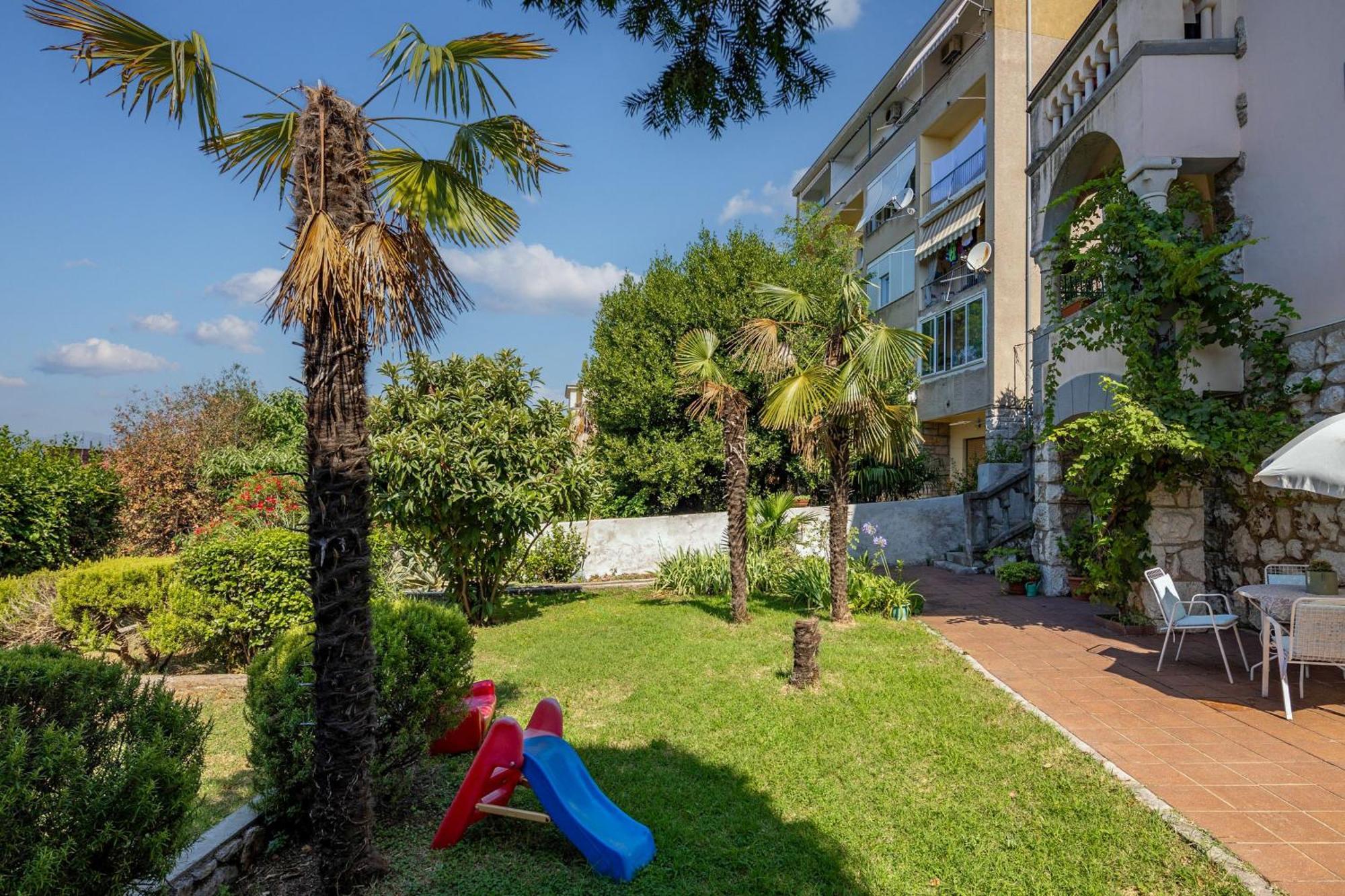 City Apartment With Garden - Happy Rentals Rijeka Ngoại thất bức ảnh