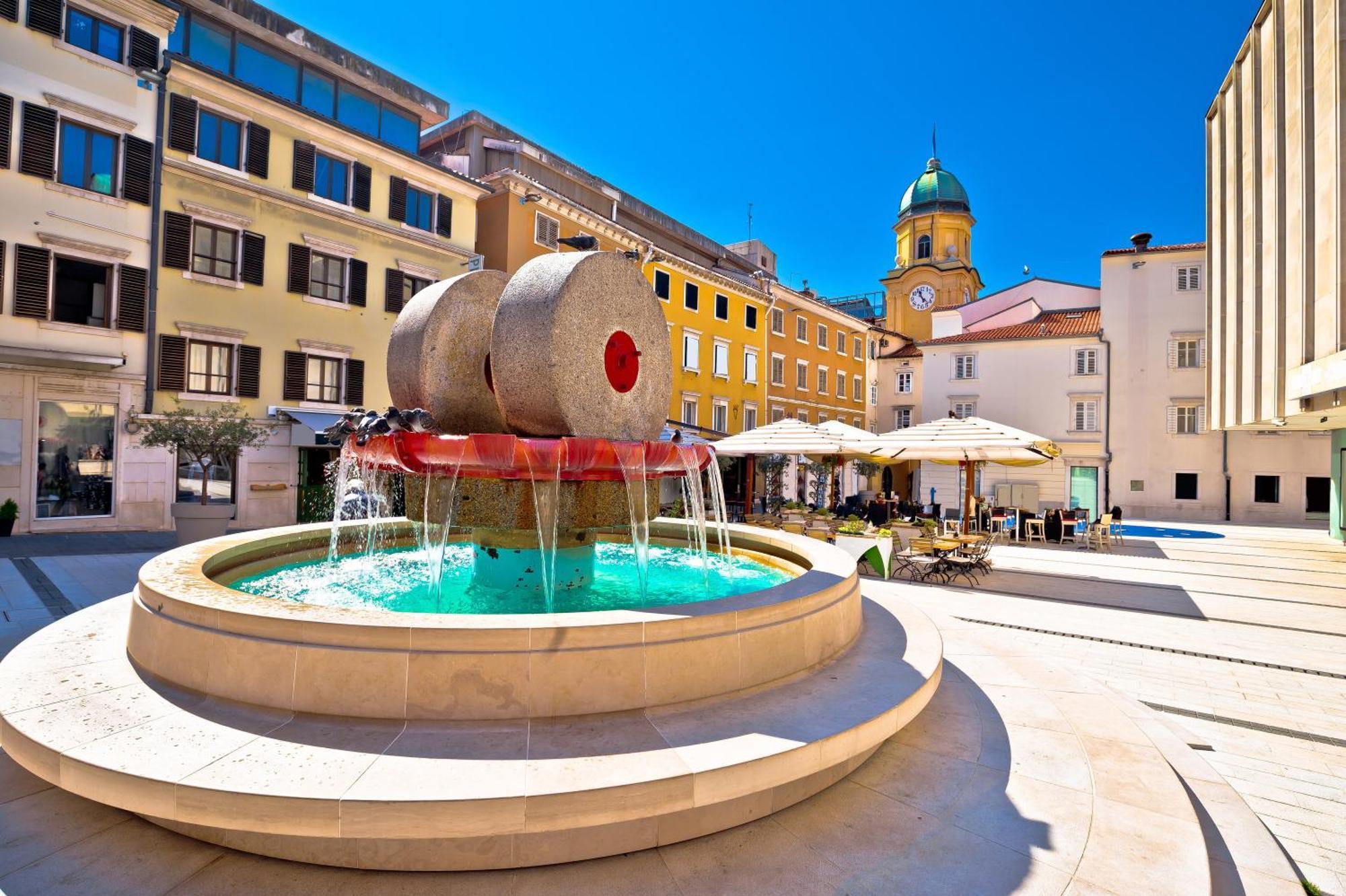 City Apartment With Garden - Happy Rentals Rijeka Ngoại thất bức ảnh